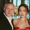 Botez ca o nuntă în familia lui Laurențiu Reghecampf! Corina Caciuc, cu decolteu abisal și rochie roșie, a arătat fenomenal, mai ceva ca o divă de la Hollywood!