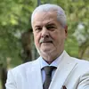 Cum arată Adrian Năstase la 75 de ani. Imagine rară cu familia fostului politician