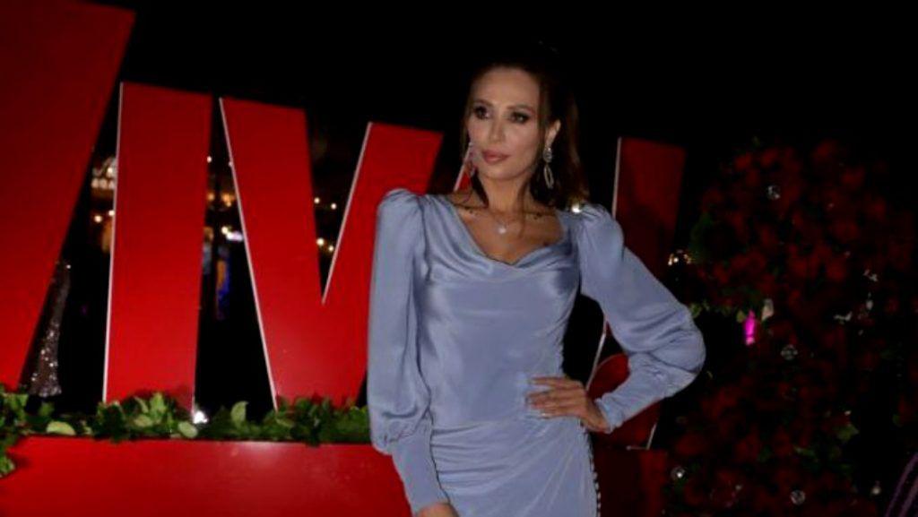 Iulia-Vantur-superba-la-Viva-Party-A-stralucit-intr-o ...