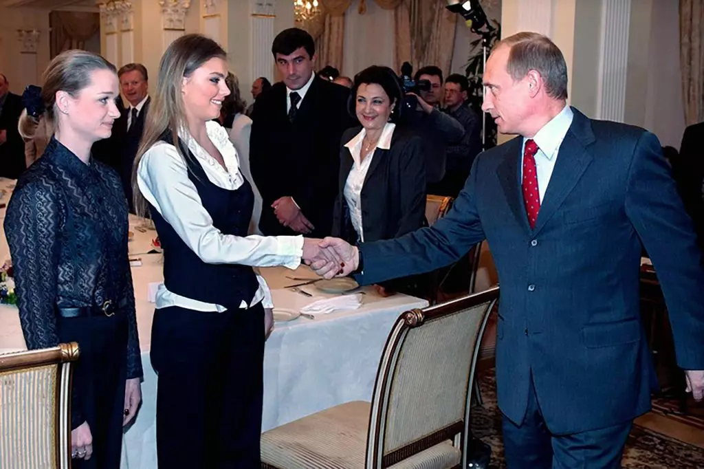 Alina-Kabaeva-Vladimir-Putin-4
