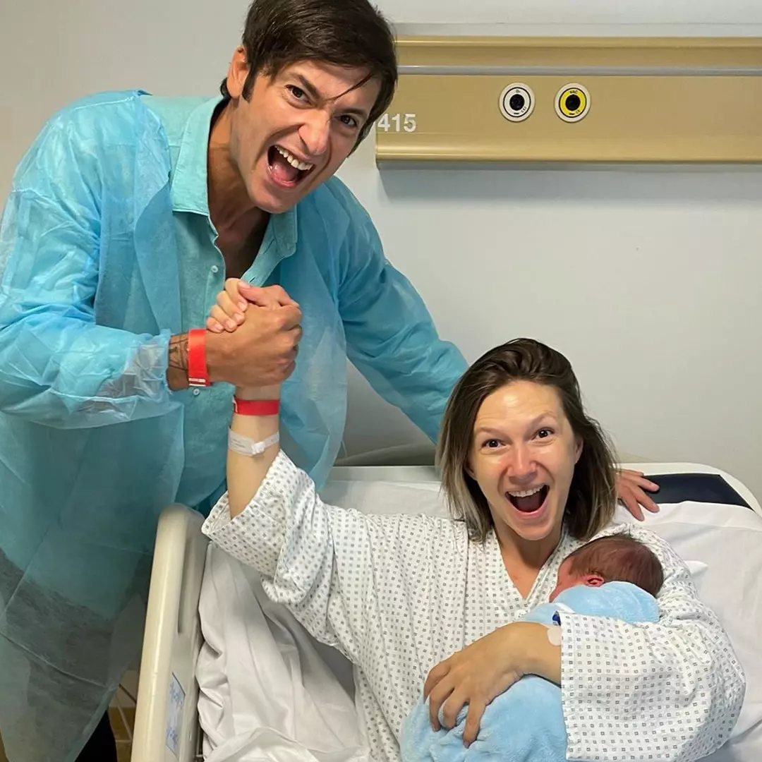 Adela Popescu, Radu Vâlcan și fiul nou-născut