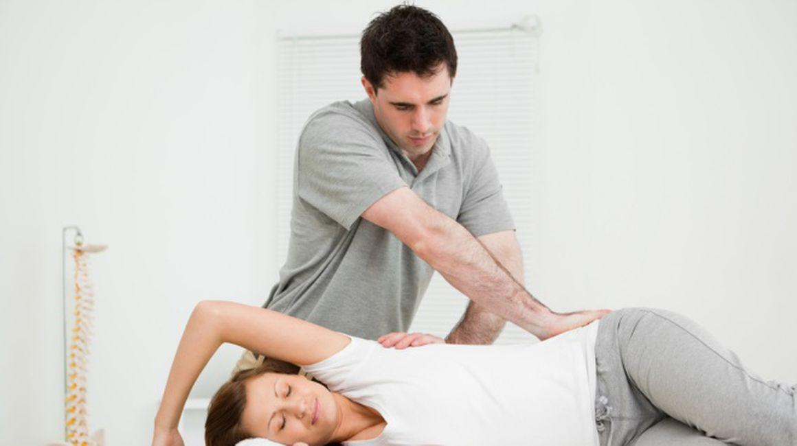 osteopatul vindecă articulațiile dureri rătăcitoare în articulații și mușchi