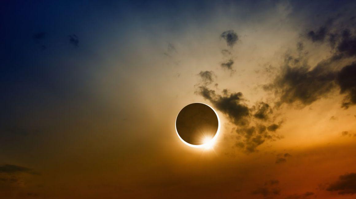 Eclipsă Totală De Soare Pe 21 August Imagini Live Nasa Divertisment Inedit Unica Ro