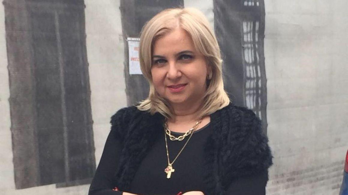 Carmen Serban A Fugit De Acasa La 18 Ani M A Dus Tata La Ginecolog Si Nu Am Cancan Ro