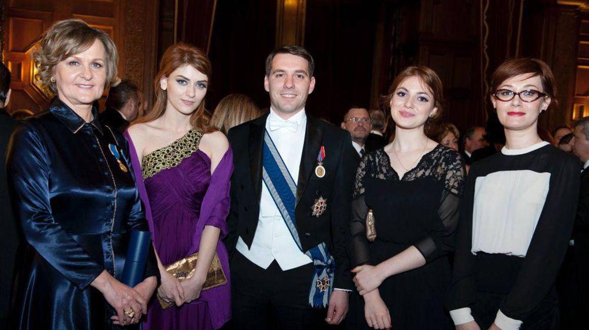 Cine Sunt Fiicele Regelui Mihai Romanesti Vedete Unica Ro