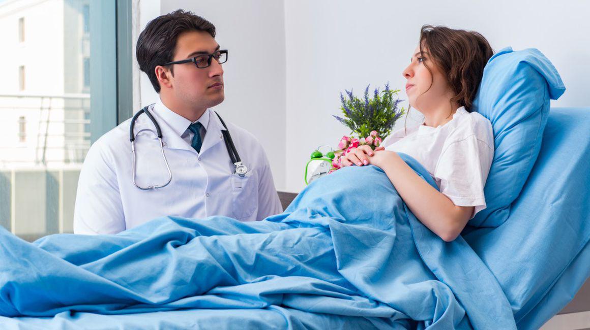 O Femeie Din Iași A Incercat Să Nască Acasă Dar A Fost La Un Pas De Moarte Medicii Vor Să O Dea In Judecată