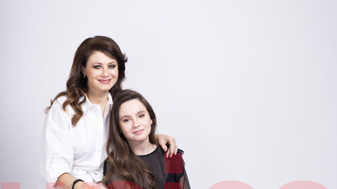 Exclusiv Prima ședință Foto A Corinei Dănilă Cu Fiica Ei Rianna