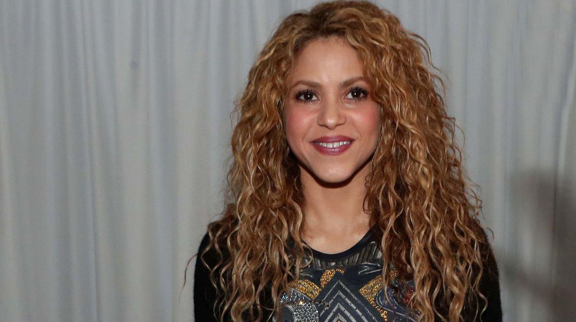 Fotografii Rare Cu Shakira Brunetă Cum Arăta Artista In Urmă Cu Aproximativ 25 De Ani Străine Vedete Unica Ro