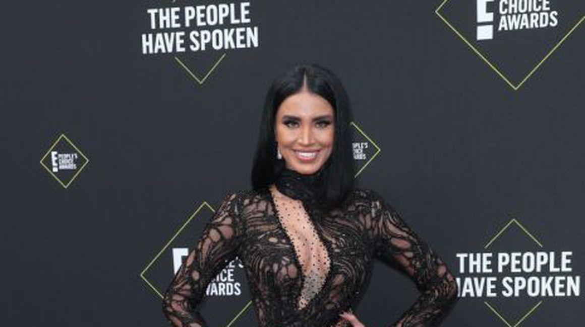 Adelina Pestrițu Strălucitoare Pe Covorul Roșu Al People S Choice