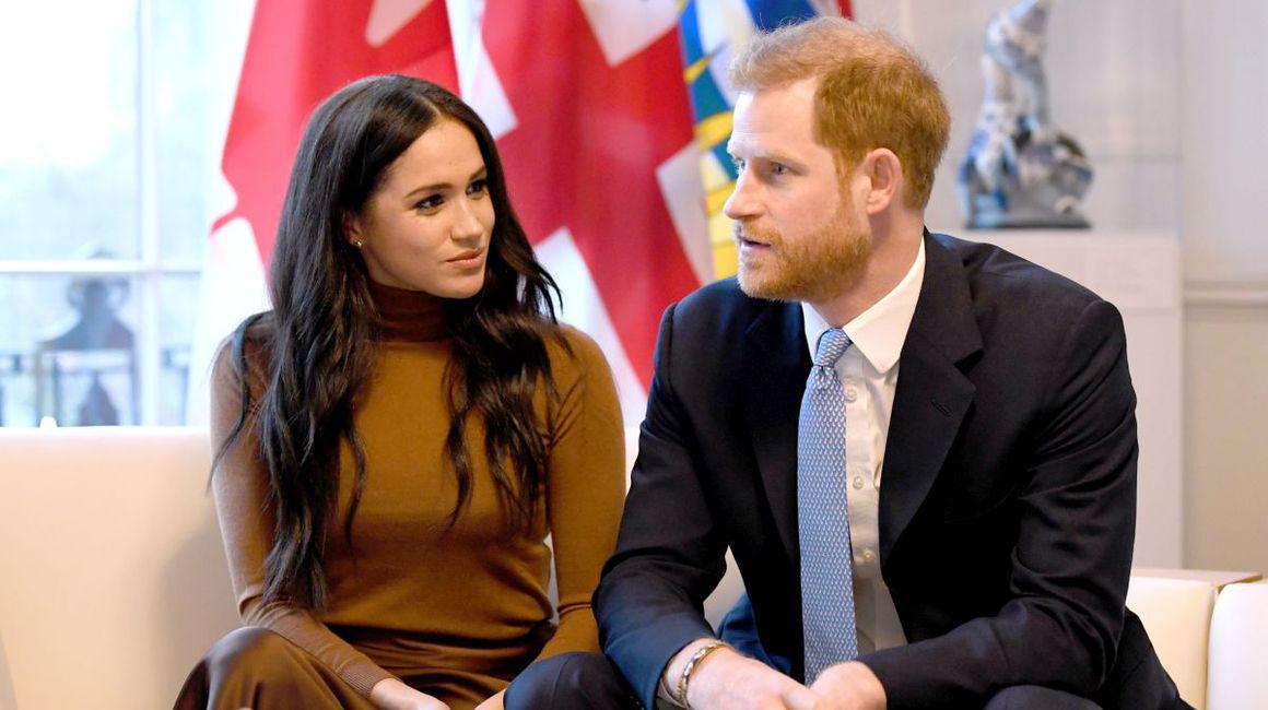 Harry și Meghan Nu Pot Renunța La Titlurile Regale Un Logo I A Dat De Gol Străine Vedete Unica Ro