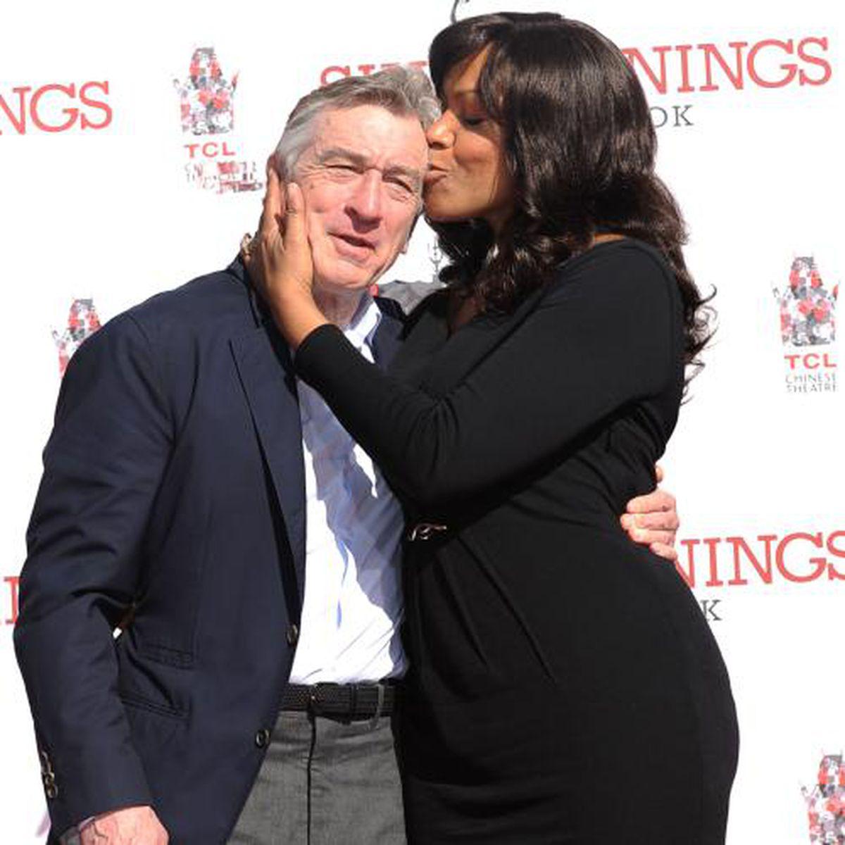 Ce Cuplu Ciudat Uite Cum Arată Soţia Lui Robert De Niro Străine Vedete Yahoo Unica Ro