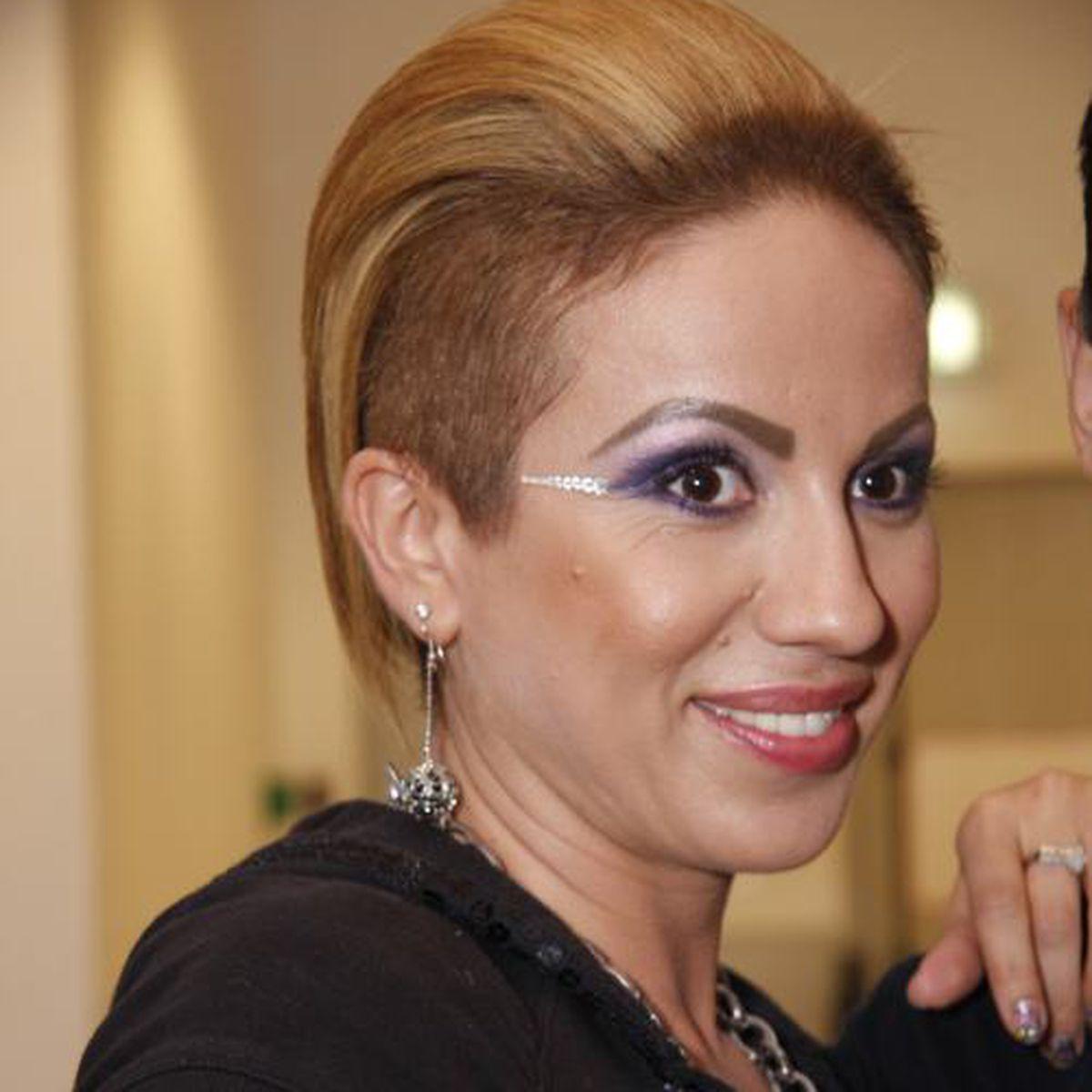 Poze Rocsana Marcu și Silvia Dumitrescu Criticate Pentru Look Ul Nepotrivit Romanesti Vedete Unica Ro