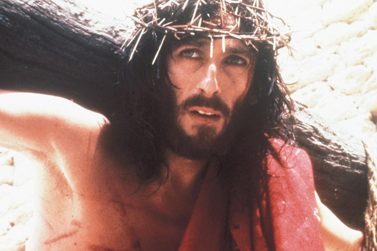 3 Detalii Din Filmul Iisus Din Nazareth Pe Care Aproape Nimeni Nu Le A Remarcat PanÄƒ Acum Divertisment Filme Si Cinema Unica Ro
