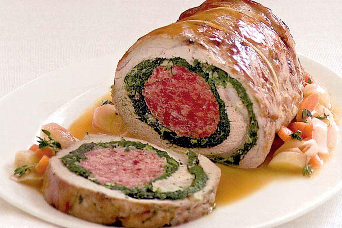 Ruladă Cu Spanac Si Carnat Retete Culinare Romanesti Si Din Bucataria Internationala