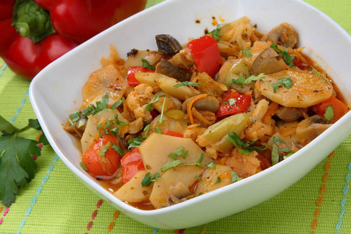 Ghiveci De Legume Cu Ciuperci Retete Culinare Romanesti Si Din Bucataria Internationala