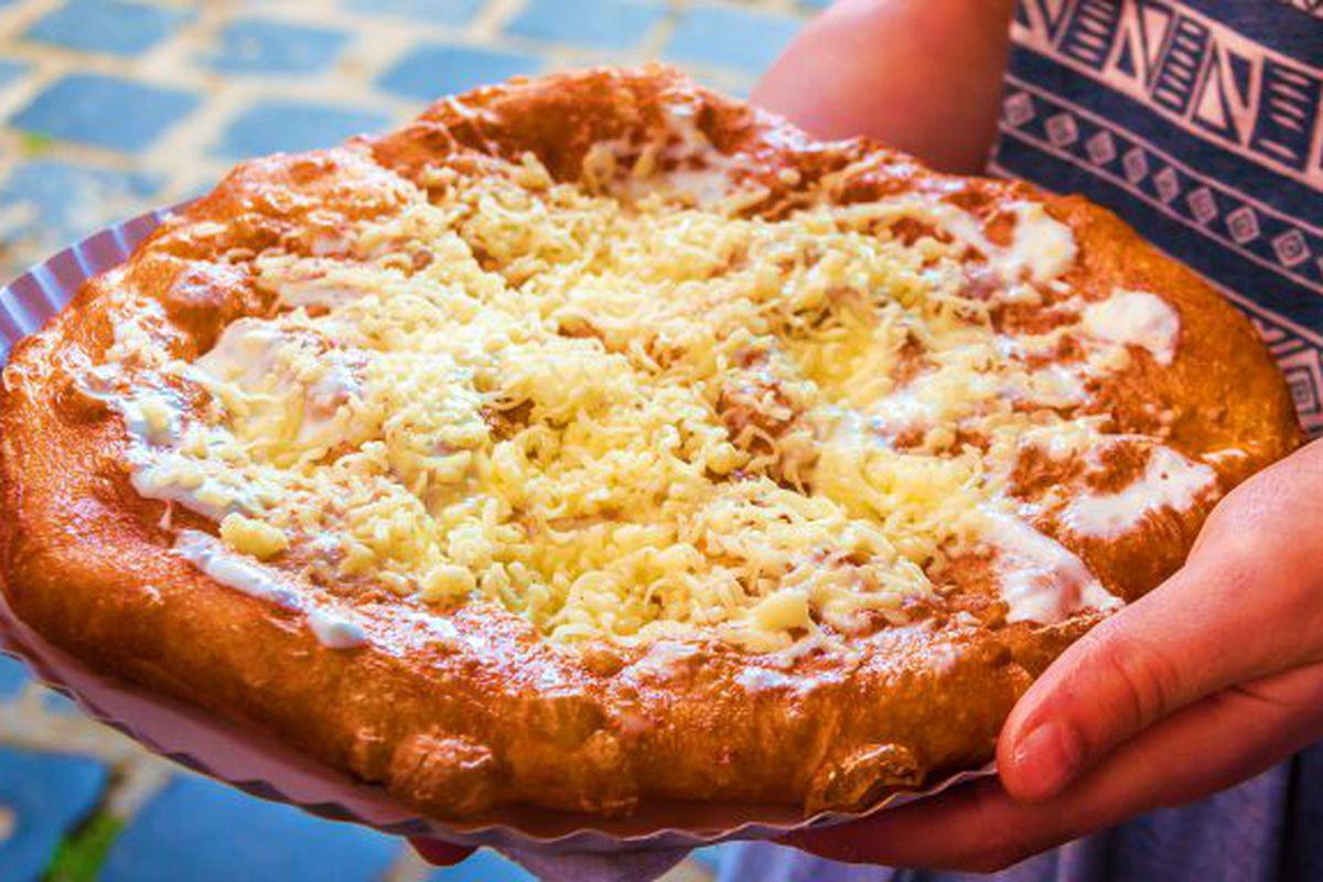 LangoÈi ReÈetÄ TradiÈionalÄ Èi GustoasÄ De LangoÈi