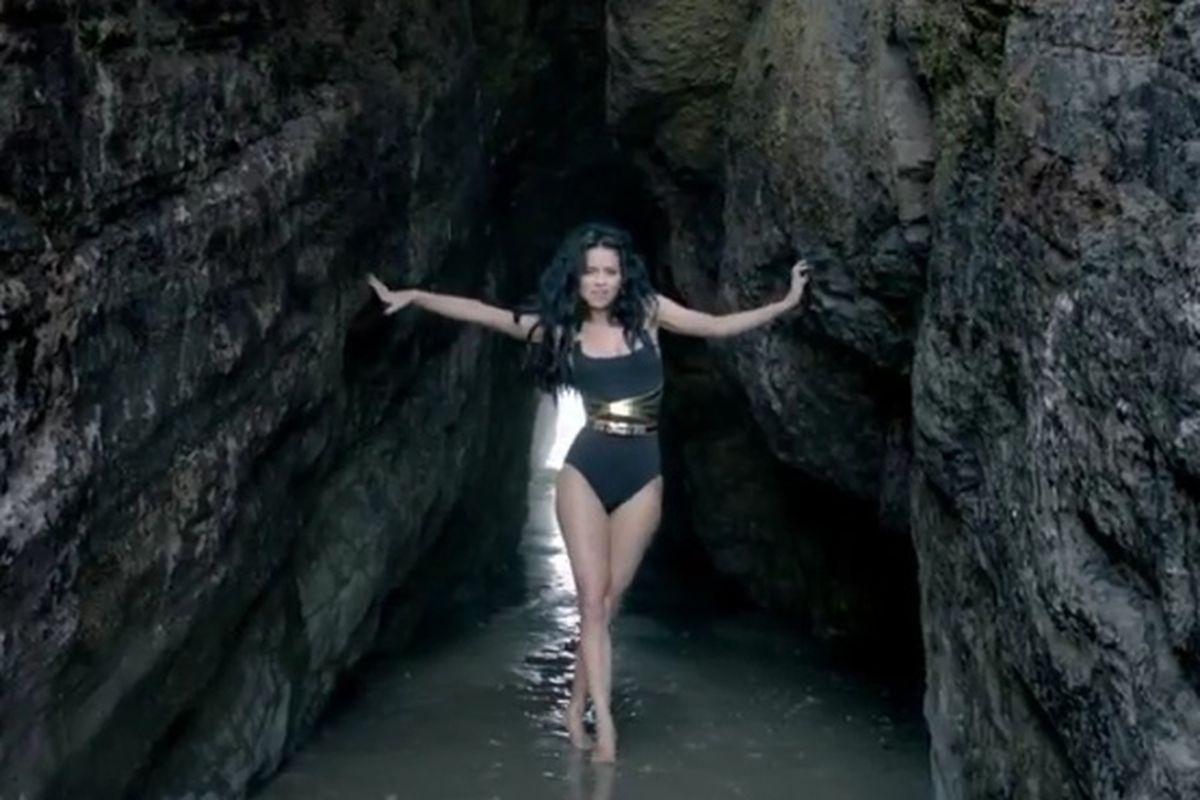 Inna Fierbinte In Noul Videoclip Pentru Piesa Caliente Divertisment Muzică Unica Ro
