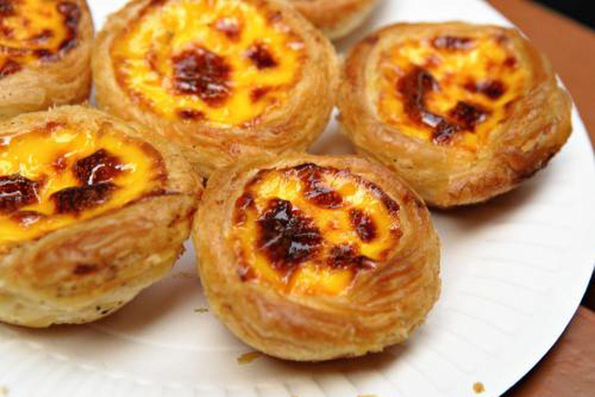 Reţete Desert Tarte Portugheze Pasteis De Nata Cu Cremă De Ouă Si Vanilie Culinar Unica Ro