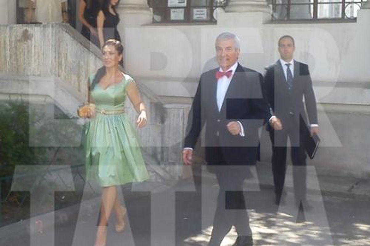 Primele Imagini Cu Tăriceanu Si Proaspăta Lui Soţie Romanesti