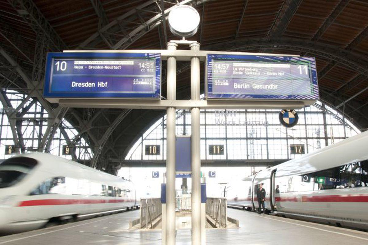 Premiera In Romania Weco Travel Va Emite Bilete De Tren Pe