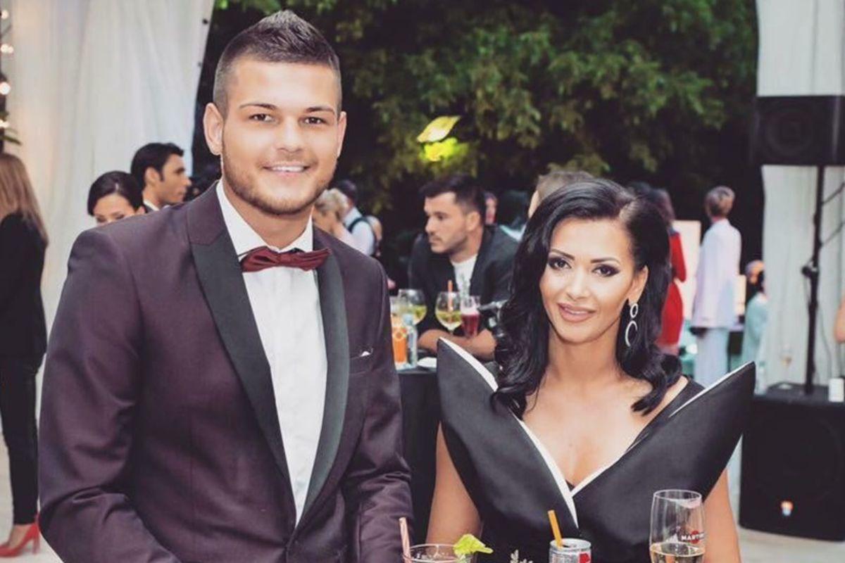 Răzvan Botezatu și Raluca Dumitru S Au Logodit Romanesti Vedete Unica Ro