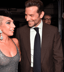 Bradley Cooper și Lady Gaga sunt în continuare la fel de apropiați. Ce se întâmplă între cei doi