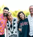 Ce relație are Gina Pistol cu socrii. Prezentatoarea îi cunoaște dinainte de a forma un cuplu cu Smiley