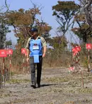 Prințul care calcă pe urmele mamei sale: Harry în câmpurile minate din Angola. Imaginile care i-au emoționat pe fani