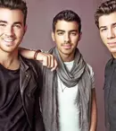 Trupa Jonas Brothers s-a destrămat