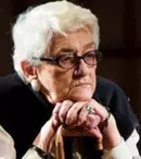 TVR 2 difuzează piesa „Regina mamă” 