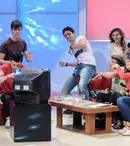 Un nou concurent intră în competiţia de la „8 într-o barcă”
