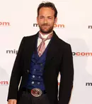 Luke Perry va juca în viitorul serial „CSI: Cyber”