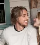 Loveşte şi fugi