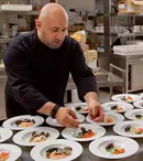 Chef Cătălin Scărlătescu pleacă într-un turneu culinar