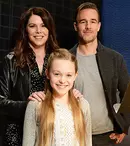 Actorii Lauren Graham și James Van Der Beek se alătură echipei Disney Junior SUA