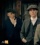 Serialul „Banda Peaky Blinders” începe în octombrie, la FilmBox Premium