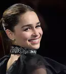 Emilia Clarke scoate la licitație o cină virtuală cu ea pentru a ajuta oamenii care suferă de COVID-19. Ce dorește în schimb?