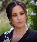 Cum a fost surprinsă Meghan Markle pe străzile din Los Angeles. Soția lui Harry nu era singură!