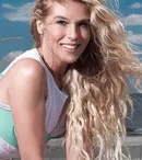 Corina Bud, ipostaze sexy într-o ținută transparentă! Reacția incredibilă a fanilor