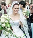 Vedete în rochie de mireasă. Cum arătau la nunta lor 10 celebrități din televiziune