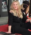 Christina Applegate, primul eveniment monden după ce s-a aflat că suferă de scleroză multiplă. Ce detaliu au observat fanii