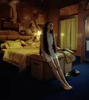 Emma Stone joacă în „Poor Things” un soi de Frankenstein feminin