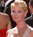 Katherine Heigl foloseşte ţigările electrice
