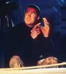 Sechestraţi în larg