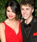 Abia s-au despărţit, dar Bieber vrea să o recâştige pe Selena Gomez