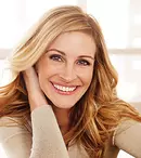 Julia Roberts: “Optimismul e secretul frumuseţii”