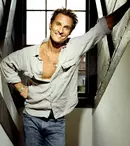 Matthew McConaughey se simte ca la circ cu trei copii în casă