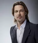 Brad Pitt i-a dăruit Angelinei Jolie un poligon de tragere