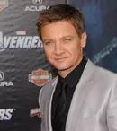 Jeremy Renner: „Mă bucur de succes, dar... sunt singur”