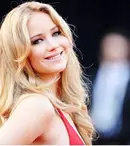 Jennifer Lawrence se simte ca o femeie bătrână